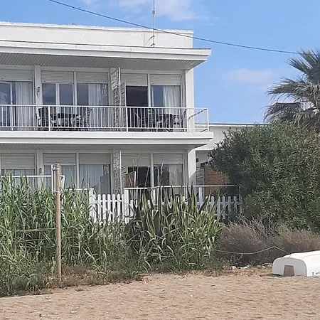 Masia Del Mar-con Pies En La Arena Apartment *